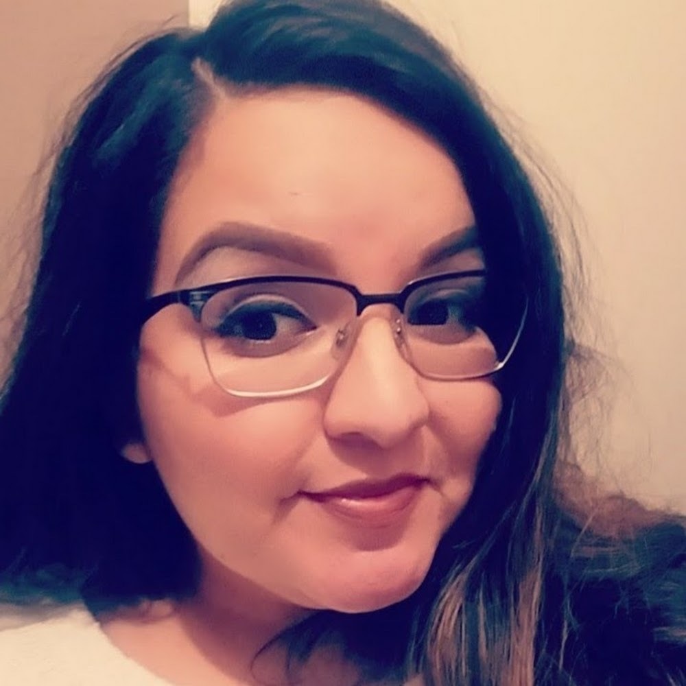 Meet your Posher, Cristina